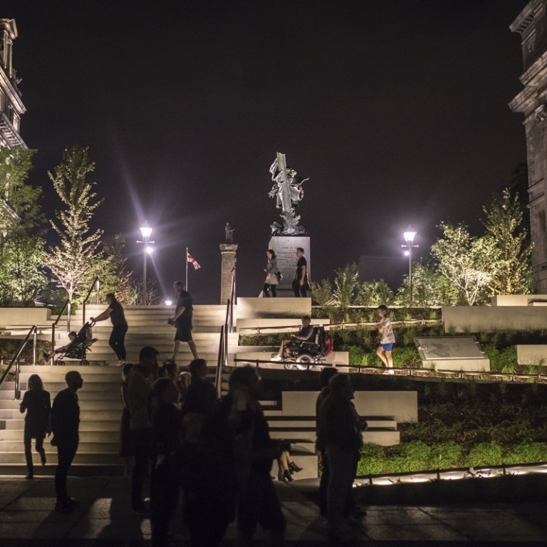 Priorité piétons et cyclistes